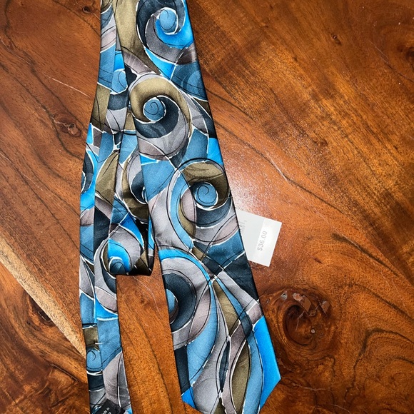 Men’s dress shirt - Picture 2 of 16